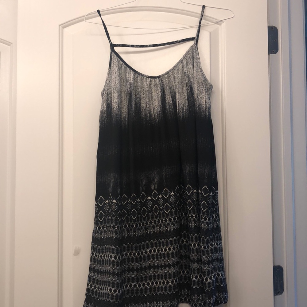 Short gray/black dress